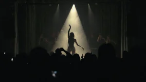  סטריפטיז דרך עיני נשים: למה הן באות ומה הן מרגישות